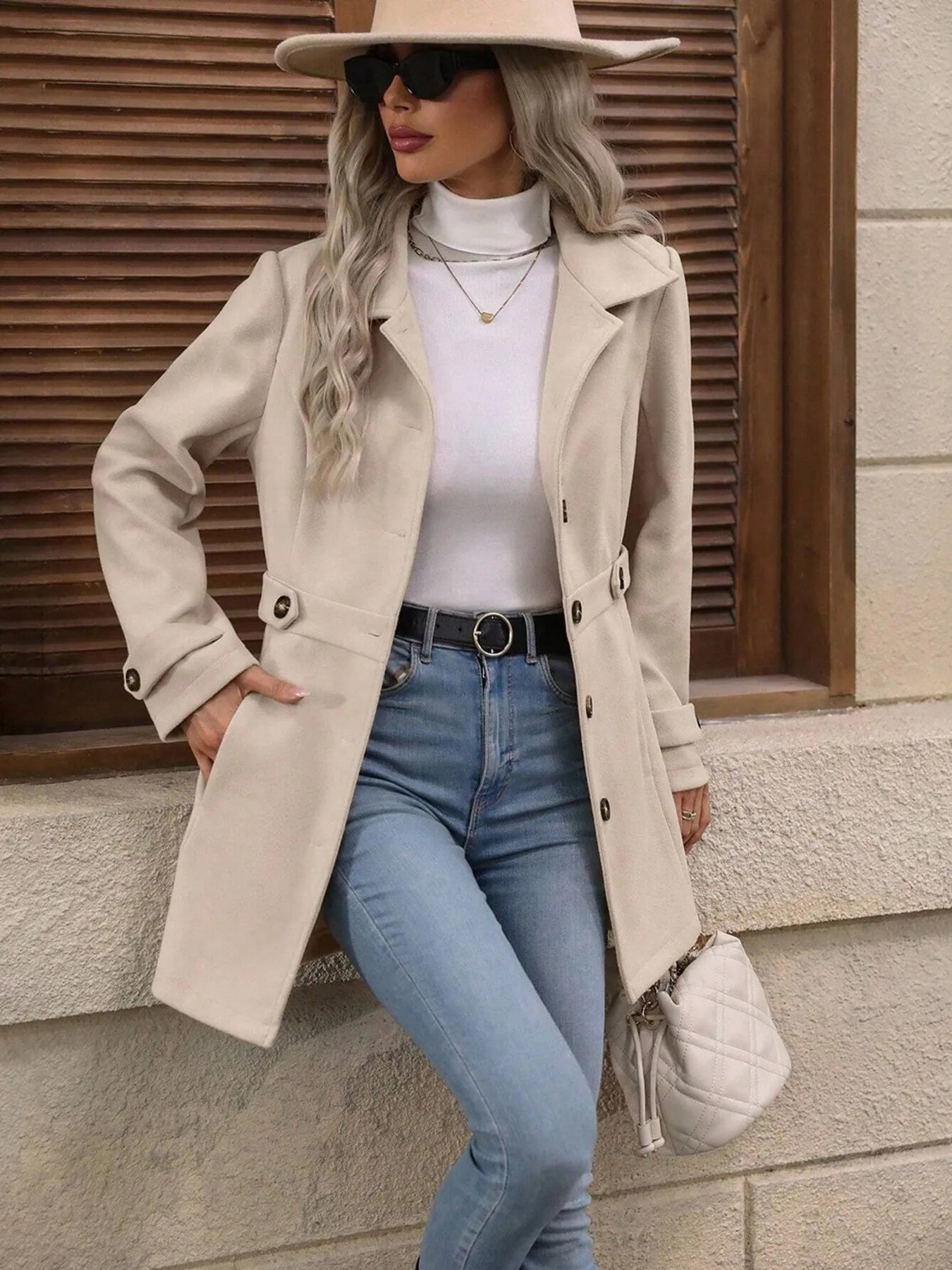 Trench Coat: The Ultimate Style Guide